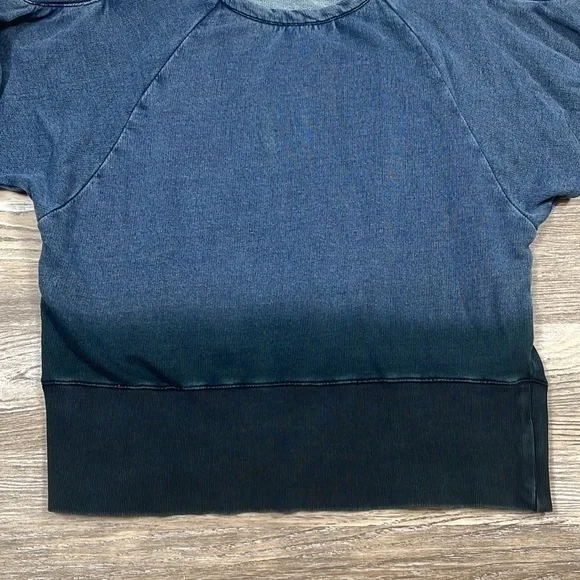 DKNY Jeans Denim Top,‎ Long Sleeve, Open Shoulders, Size Large - Picture 4 of 7